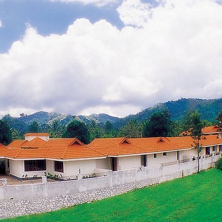 Hotel Silver Crest Текади Екстериор снимка